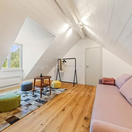 Alte Schmiede Am Schlosspark - Bis 17 Gaeste Apartman Rietz Neuendorf