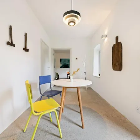 Apartman Alte Schmiede Am Schlosspark - Bis 17 Gaeste