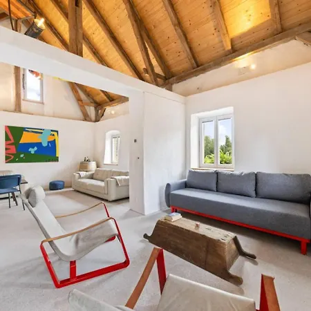 Apartman Alte Schmiede Am Schlosspark - Bis 17 Gaeste *