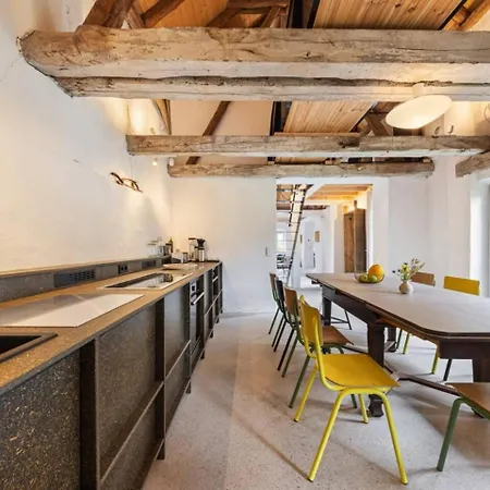 Alte Schmiede Am Schlosspark - Bis 17 Gaeste Rietz Neuendorf