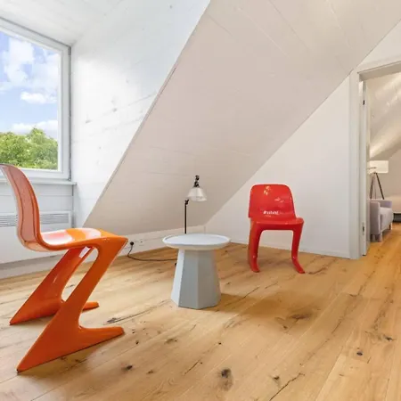 Apartman Alte Schmiede Am Schlosspark - Bis 17 Gaeste
