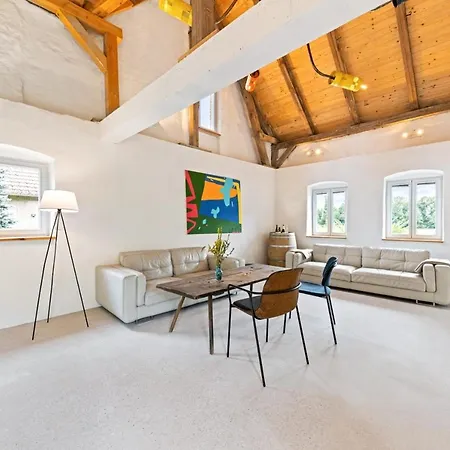 Apartman Alte Schmiede Am Schlosspark - Bis 17 Gaeste Rietz Neuendorf